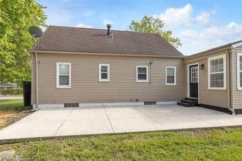 67 Pierce Avenue Cuyahoga Falls OH 44221
