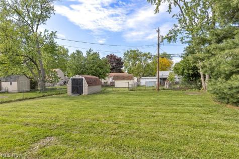 67 Pierce Avenue Cuyahoga Falls OH 44221