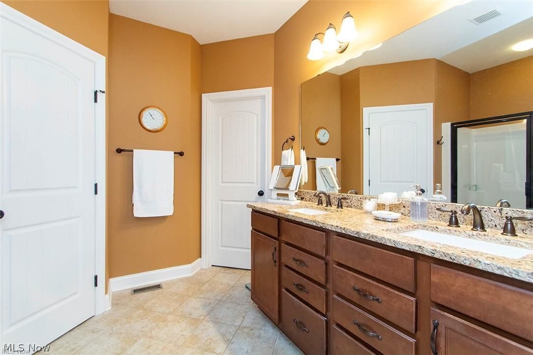 4004 Hedgewood Drive Medina OH 44256