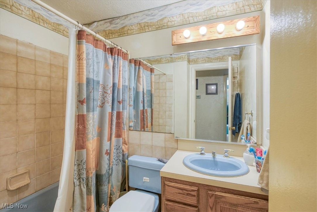 110 E 252nd Street Euclid OH 44132