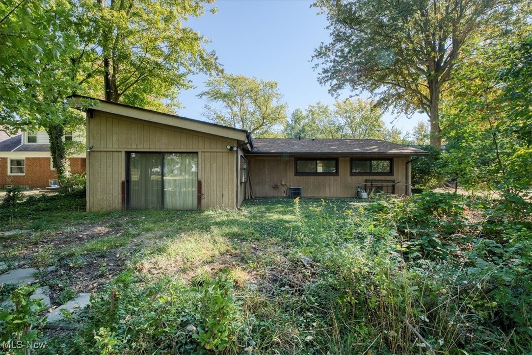 110 E 252nd Street Euclid OH 44132