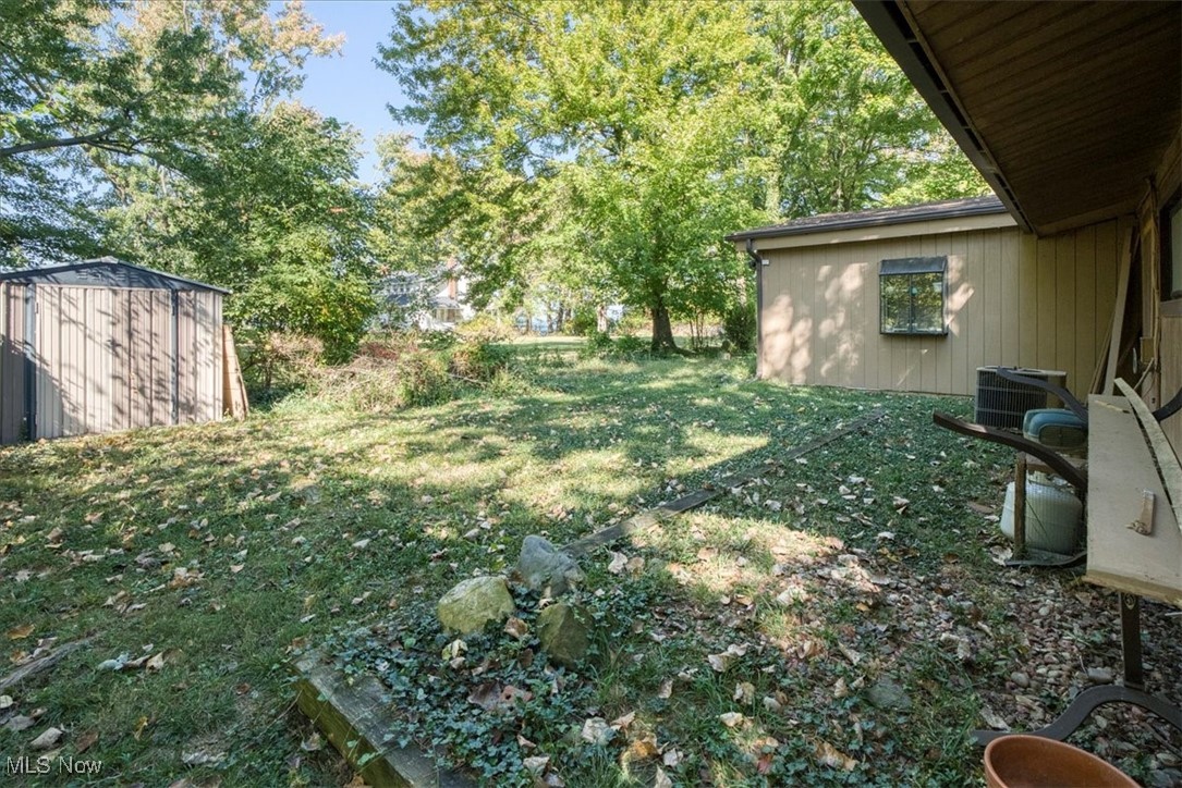110 E 252nd Street Euclid OH 44132