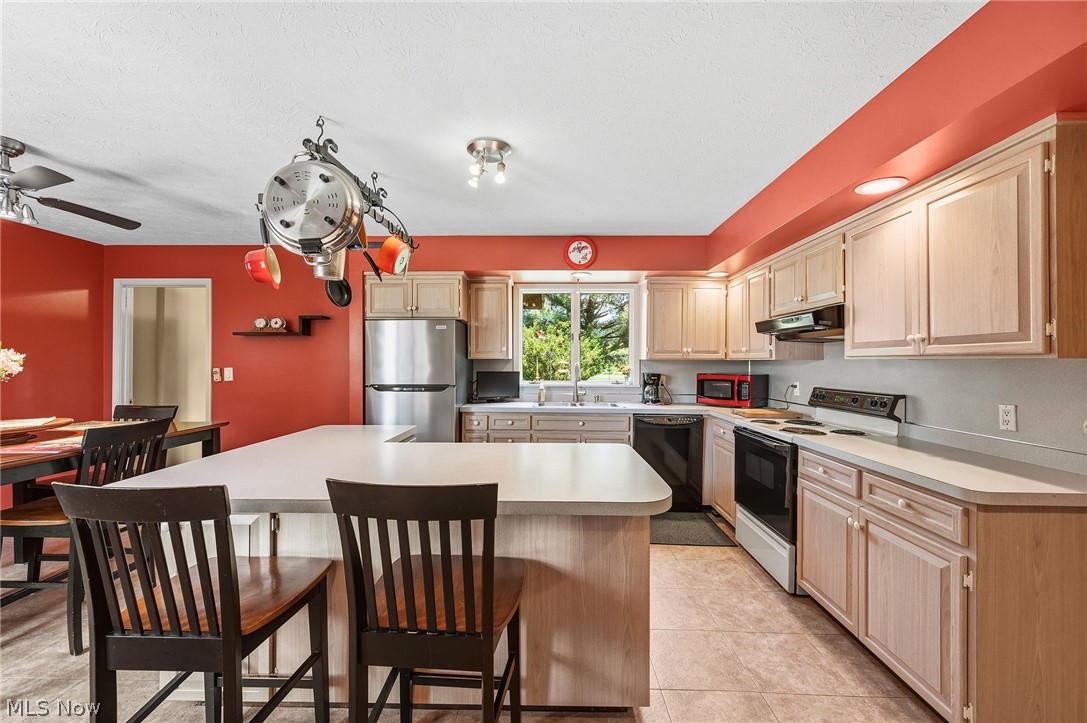 16385 Messenger Road Chagrin Falls OH 44023