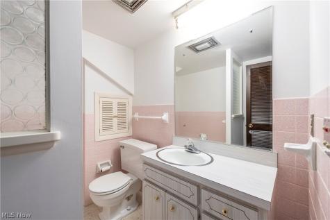 1419 Wexford Avenue Parma OH 44134