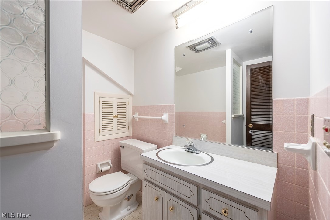 1419 Wexford Avenue Parma OH 44134