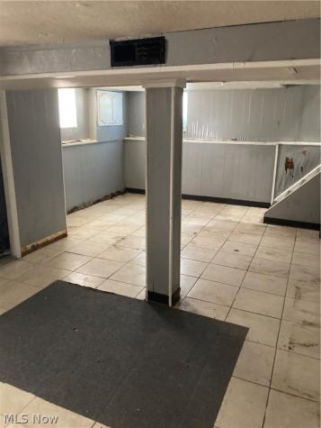 4386 W 48th Street Cleveland OH 44144