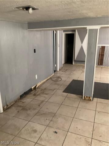 4386 W 48th Street Cleveland OH 44144