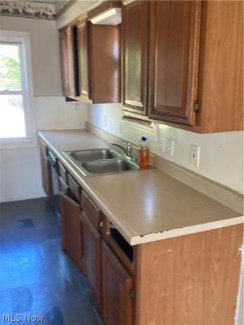 4386 W 48th Street Cleveland OH 44144