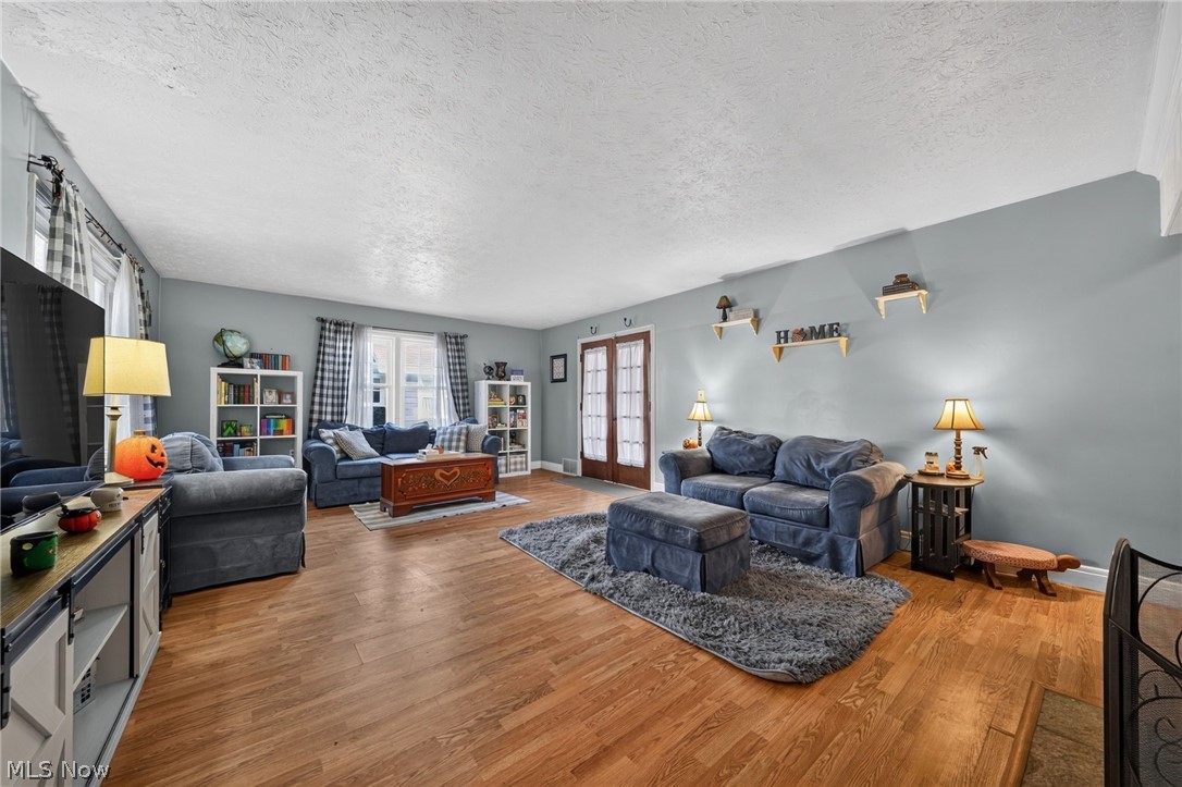 466 Eastlawn Street Geneva OH 44041