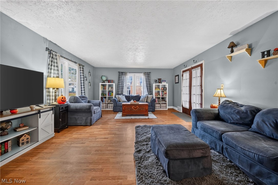 466 Eastlawn Street Geneva OH 44041