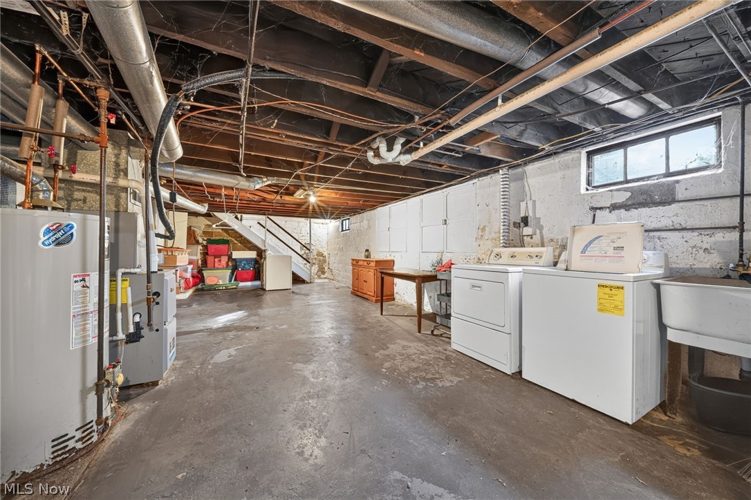 466 Eastlawn Street Geneva OH 44041