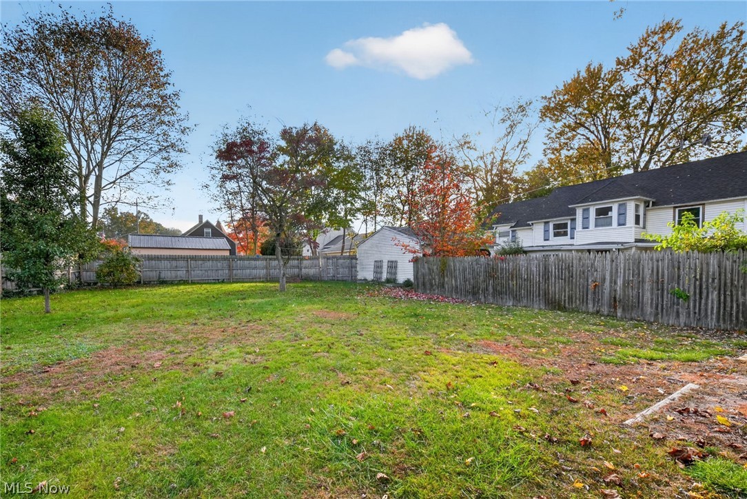 466 Eastlawn Street Geneva OH 44041