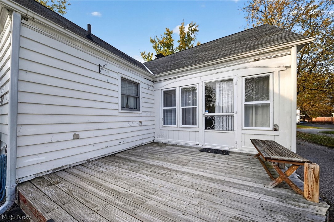 466 Eastlawn Street Geneva OH 44041