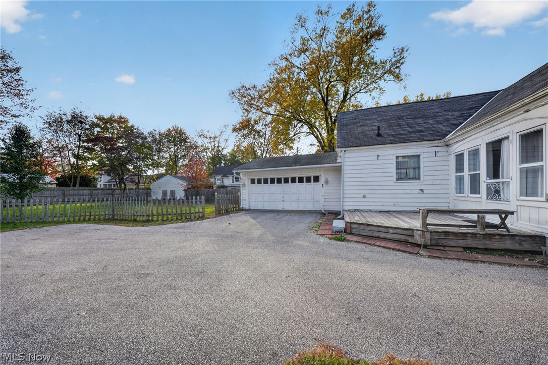 466 Eastlawn Street Geneva OH 44041