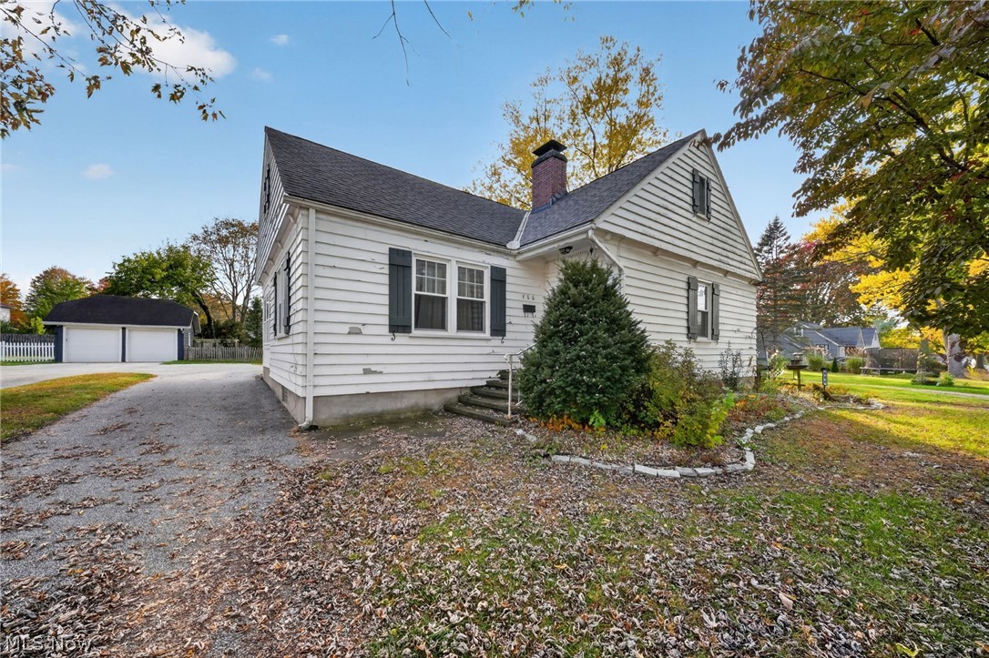 466 Eastlawn Street Geneva OH 44041