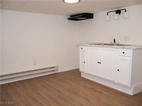 114 Oneta Youngstown OH 44509