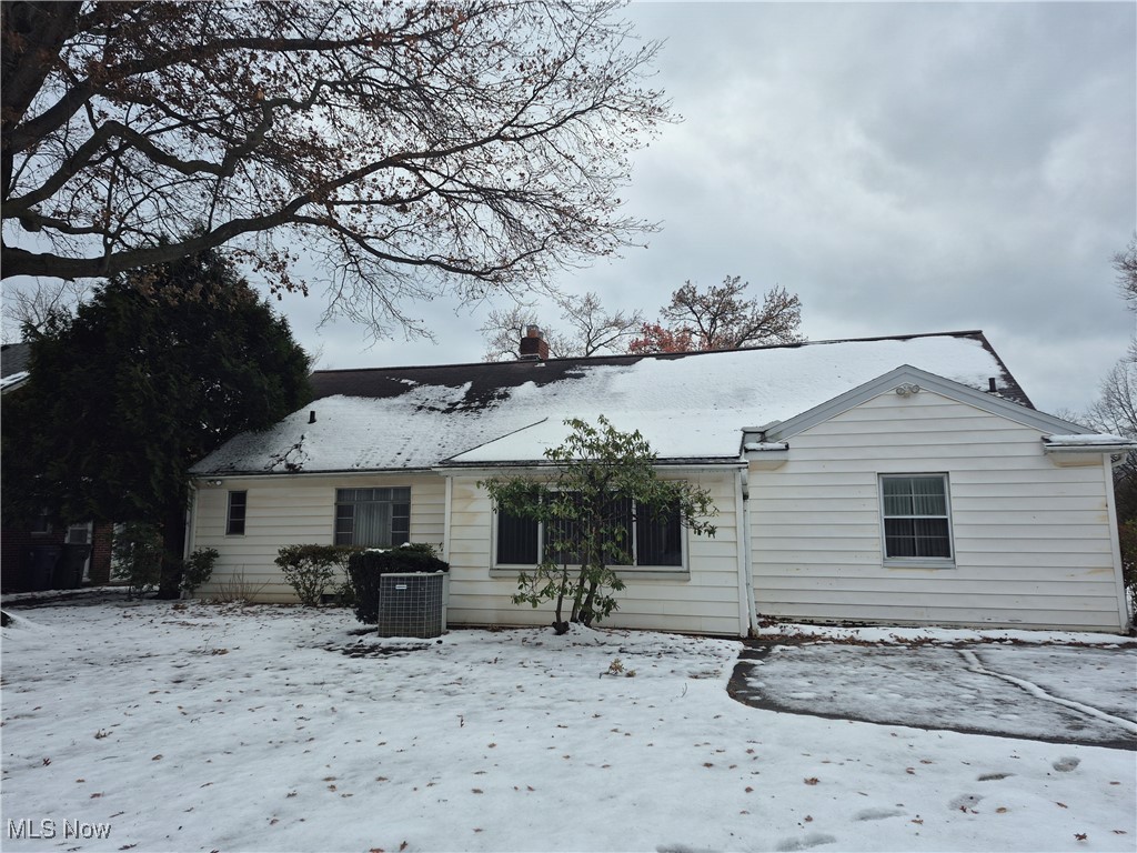 2515 Bolton Road Cleveland Heights OH 44118