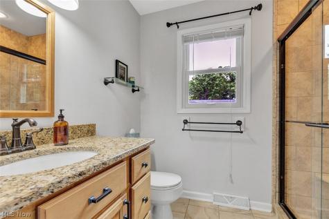 30475 Timber Lane Bay Village OH 44140