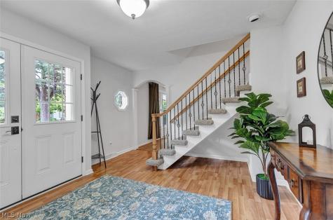 30475 Timber Lane Bay Village OH 44140