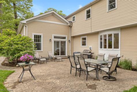 30475 Timber Lane Bay Village OH 44140