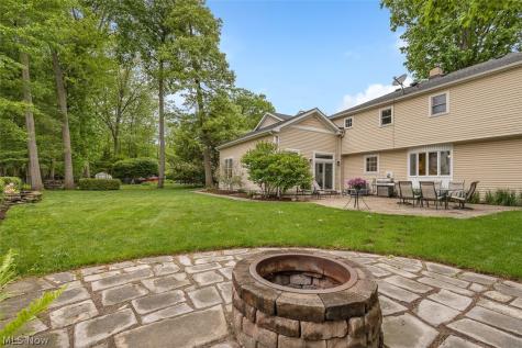 30475 Timber Lane Bay Village OH 44140