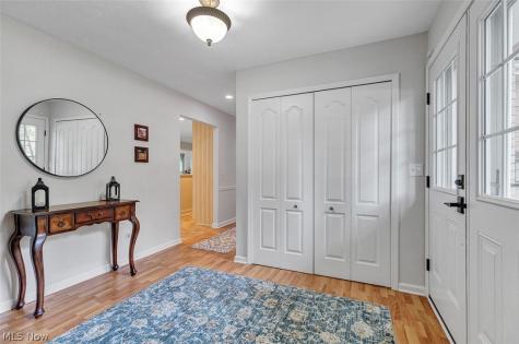 30475 Timber Lane Bay Village OH 44140