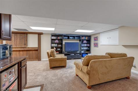 30475 Timber Lane Bay Village OH 44140