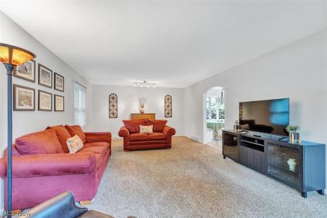30475 Timber Lane Bay Village OH 44140
