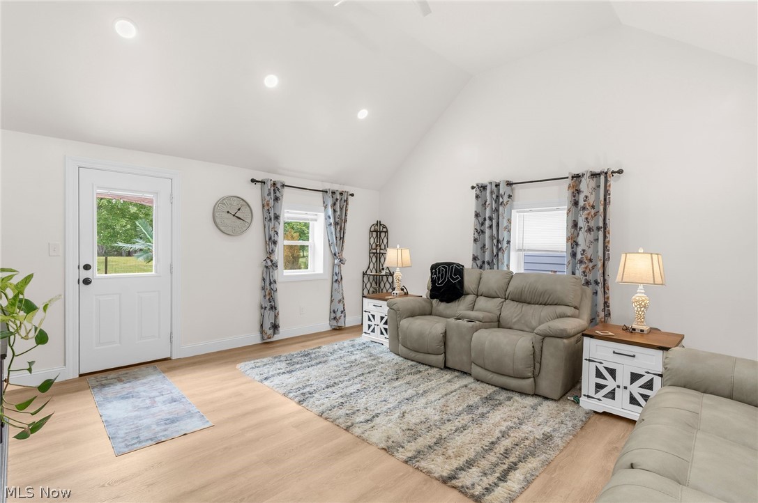 10060 Salem Warren Road Salem OH 44460