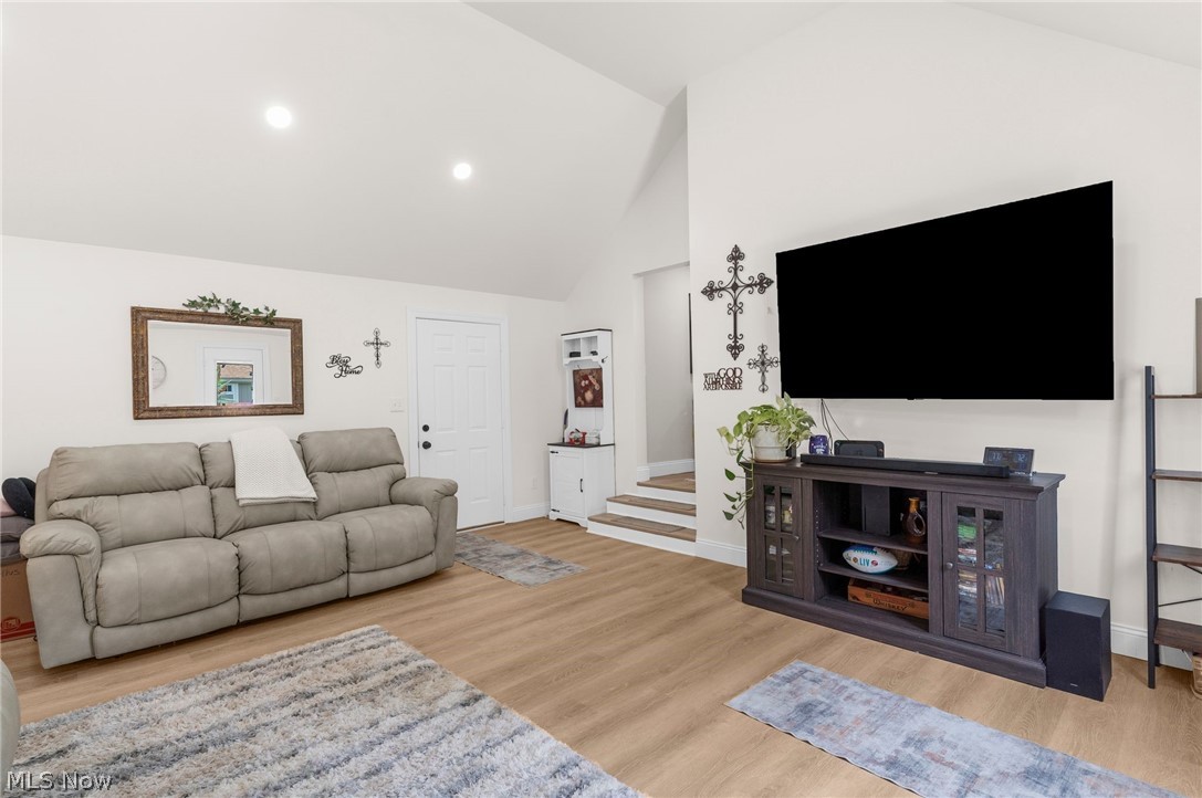 10060 Salem Warren Road Salem OH 44460