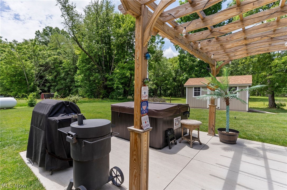 10060 Salem Warren Road Salem OH 44460