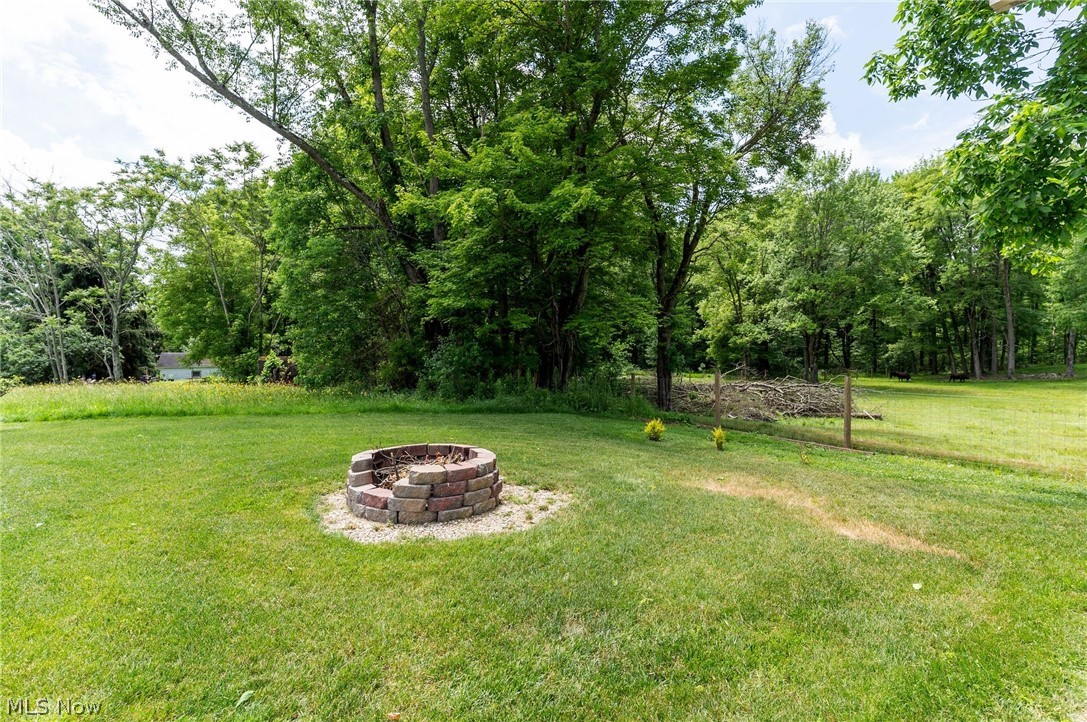 10060 Salem Warren Road Salem OH 44460
