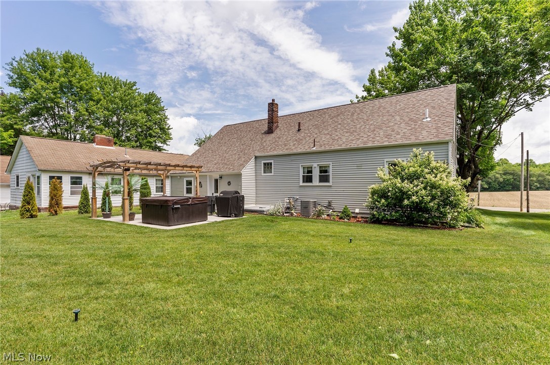 10060 Salem Warren Road Salem OH 44460