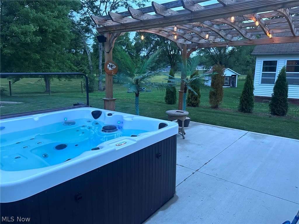 10060 Salem Warren Road Salem OH 44460
