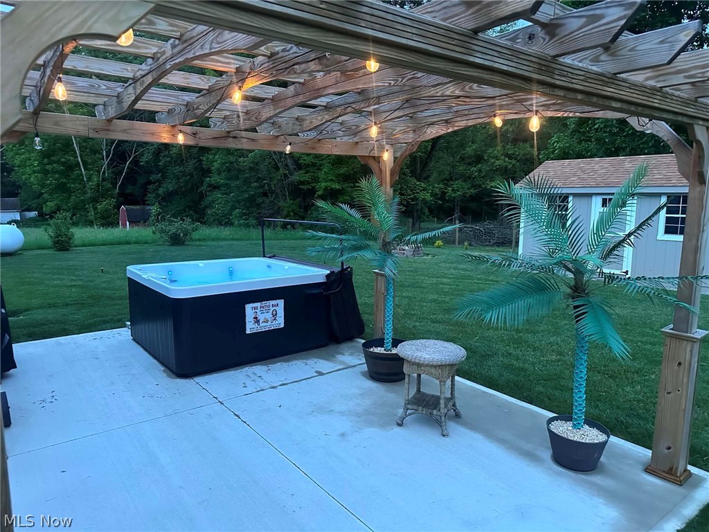 10060 Salem Warren Road Salem OH 44460