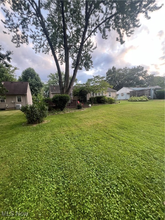 3525 Surrey Road SE Warren OH 44484