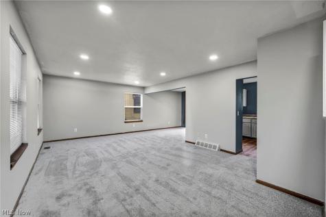 10606 Reno Avenue Cleveland OH 44105
