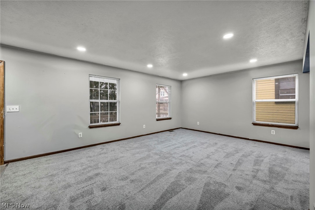10606 Reno Avenue Cleveland OH 44105