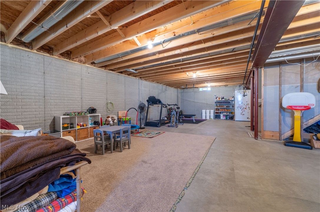 1460 Miller Road SW New Philadelphia OH 44663