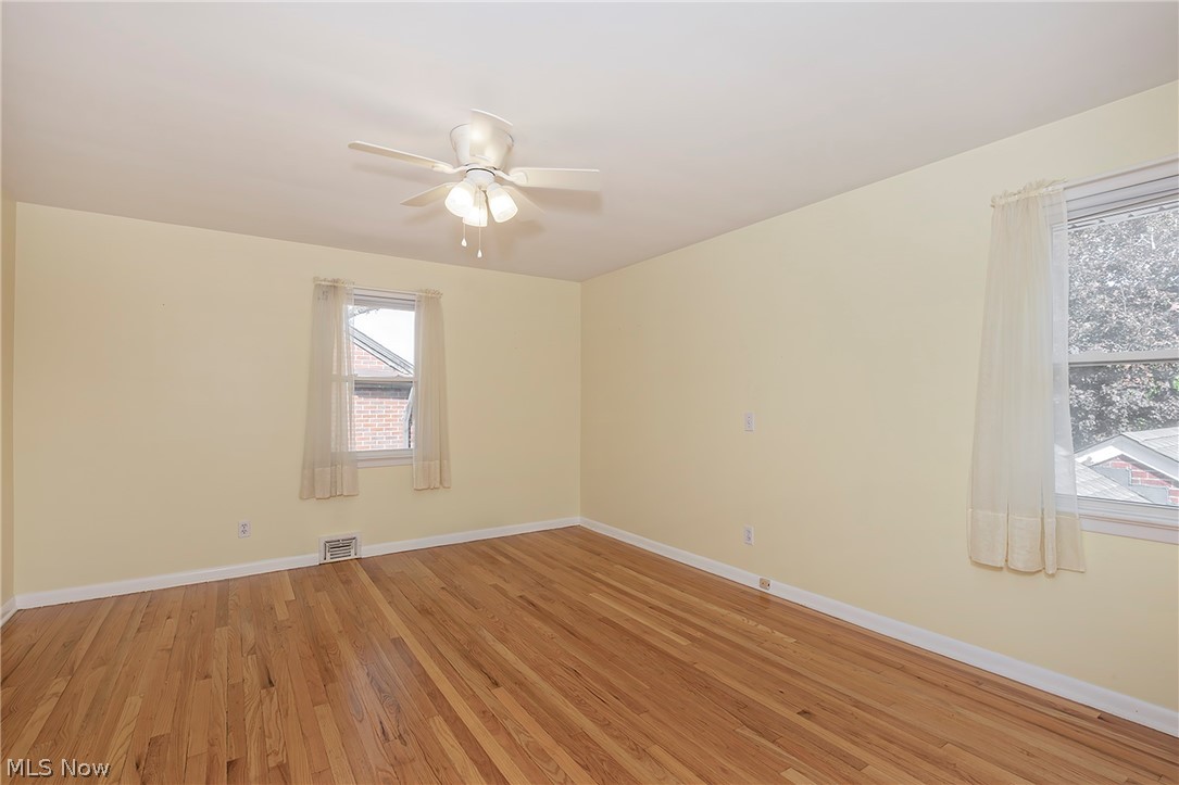 3843 Claridge Oval University Heights OH 44118
