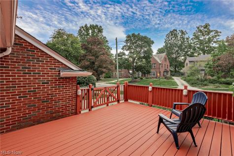 3843 Claridge Oval University Heights OH 44118