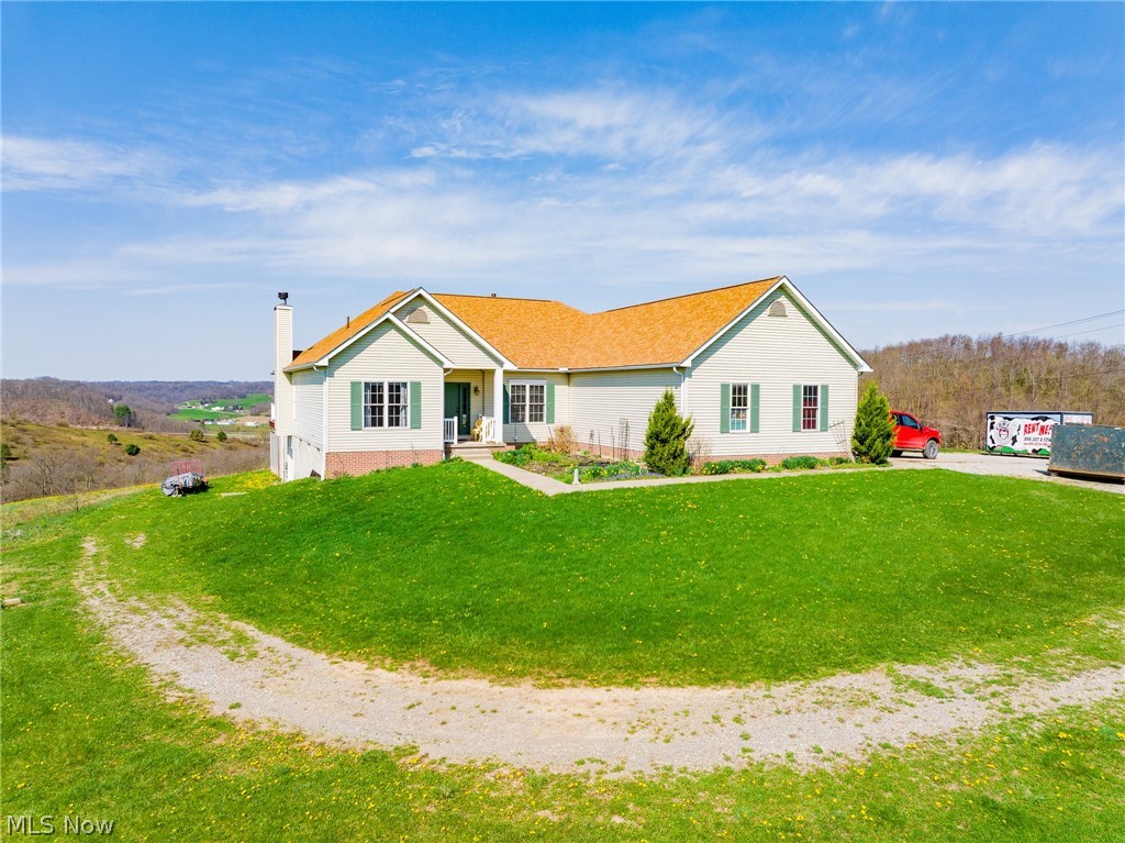 3730 Rice Road SW New Philadelphia OH 44663