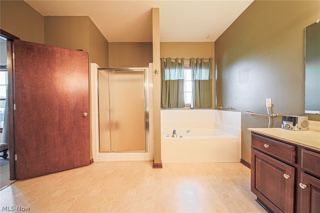 3730 Rice Road SW New Philadelphia OH 44663