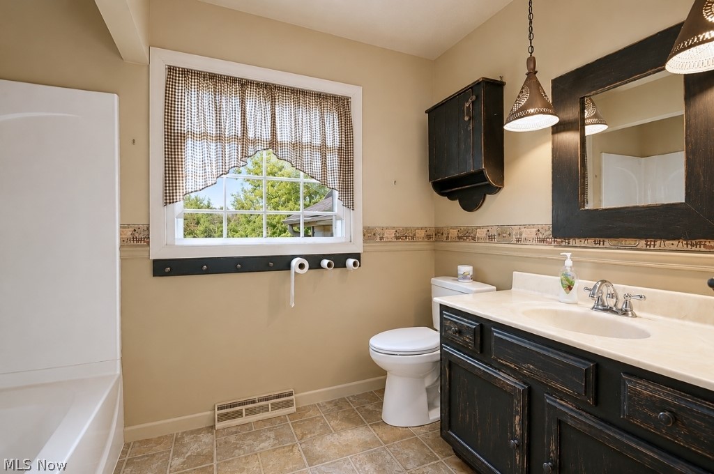 7840 Sumner Road Thompson OH 44086