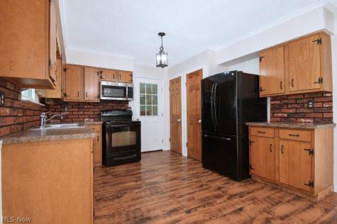 7840 Sumner Road Thompson OH 44086