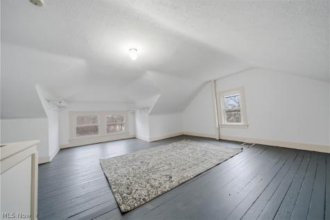 225 Cranz Place Akron OH 44310
