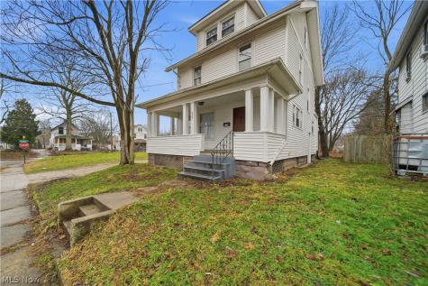 225 Cranz Place Akron OH 44310