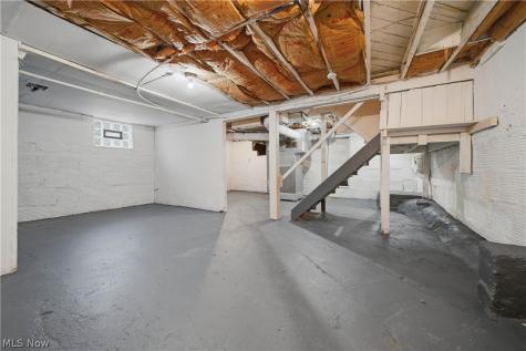 225 Cranz Place Akron OH 44310