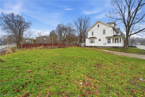 225 Cranz Place Akron OH 44310