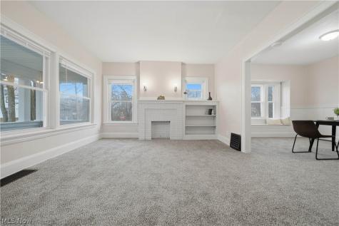 225 Cranz Place Akron OH 44310